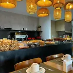 Hotel Gogo Da Ema