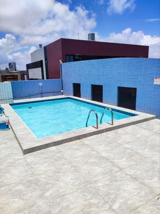 Com Piscina A Uma Quadra Da De Jatiuca Maceio (Alagoas)