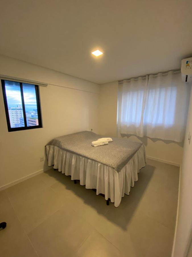Quarto E Sala Em Ponta Verde - Edf. Mariella