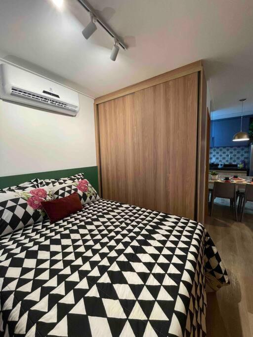 Apartamento Studio No Coracao Da Ponta Verde. Apartamento *