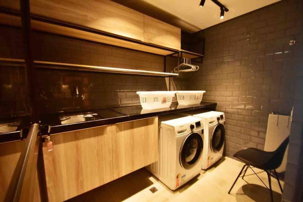 Apartamento Studio No Coracao Da Ponta Verde. *