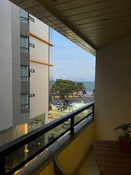 Apartamento Flat Beira-mar Em Pajucara - Maceió