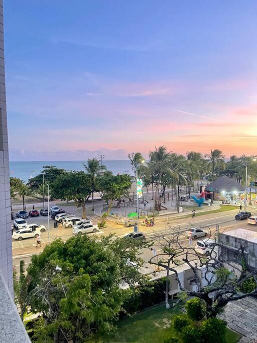Flat Beira-mar Em Pajucara - * Maceió