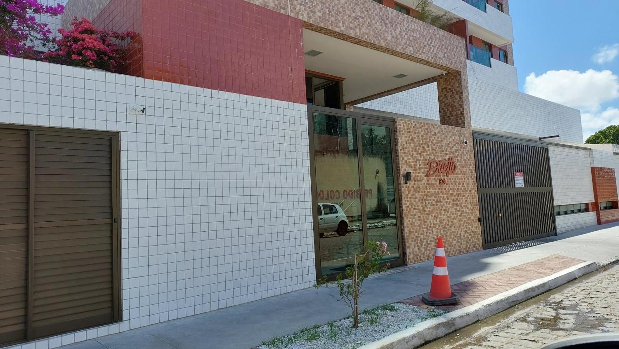 Conforto E Tranquilidade, 2 Quartos Na Pajucara Apartamento