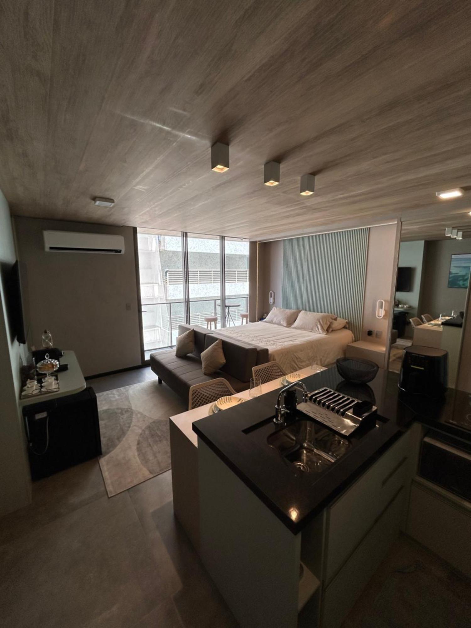 Apartamento New Time Beira Mar 1101 *