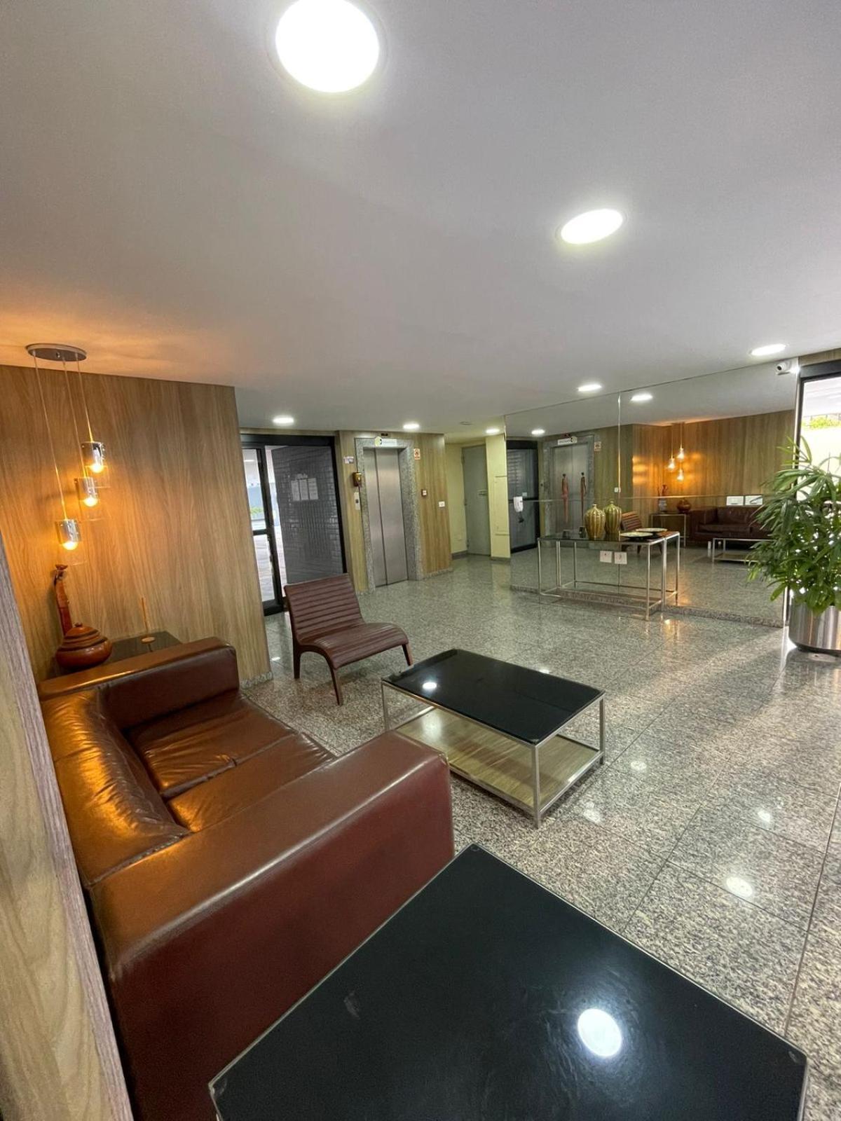 Apartamento De 3 Quartos Na Ponta A 500m Da *