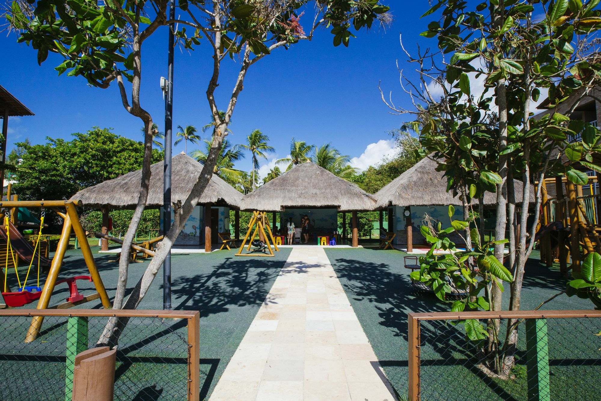 Resort Salinas 4*