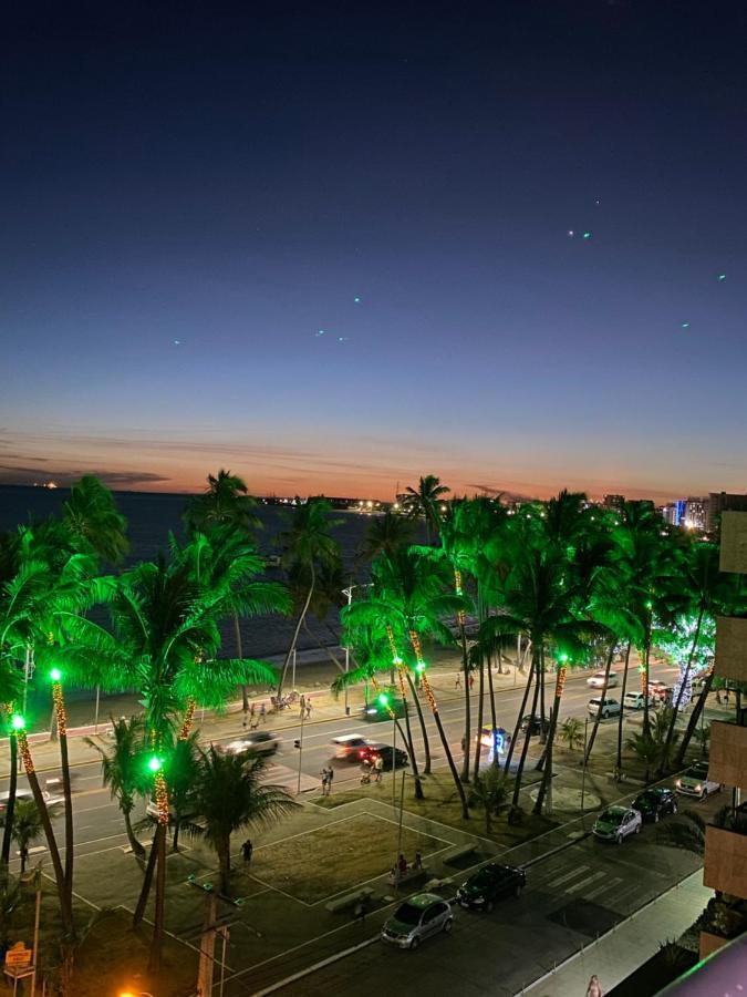 Apartment Perfeito Beira-mar Em Ponta Verde - Ap Completo E Melhor Localizado De Maceio!